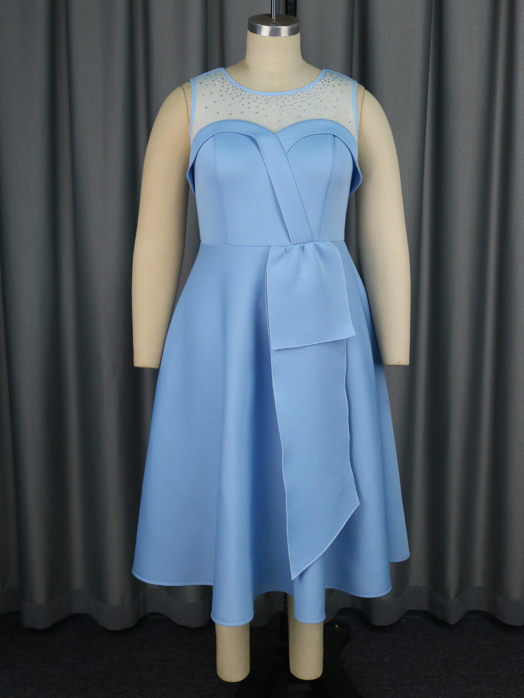 Damen Chiffon Abendkleid mit schimmerndem Oberteil und eleganter Schleifen-Applikation R&B