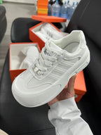Damen Komfortable Sneakers mit rutschfester Sohle und atmungsaktivem Mesh-Obermaterial R&B