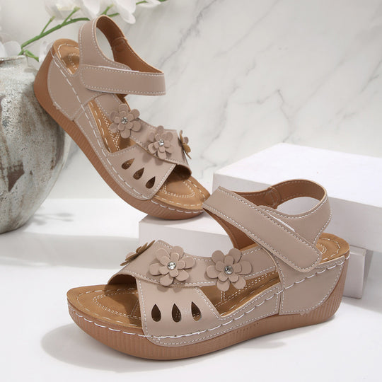 Damen Komfortable Sandalen mit Blumendekor R&B