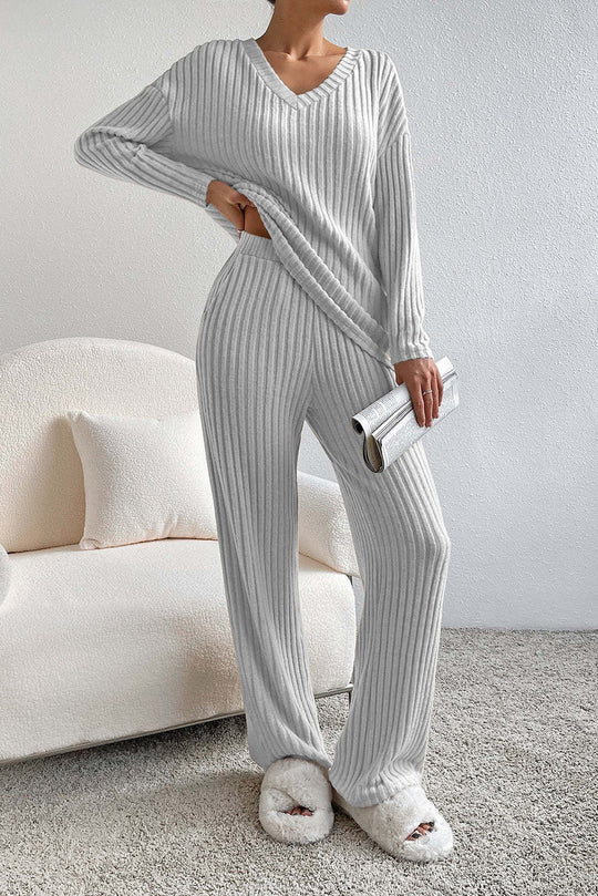 Damen Bequemer Strickanzug im modernen Rippdesign R&B
