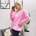 Damen gemütlicher Strickcardigan mit weichem Flauschmaterial und modischem Knopfdetail R&B