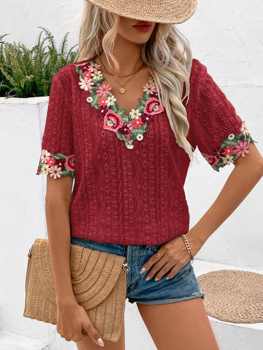Damen Bluse mit floralen Stickereien und luftigen Ärmeln R&B