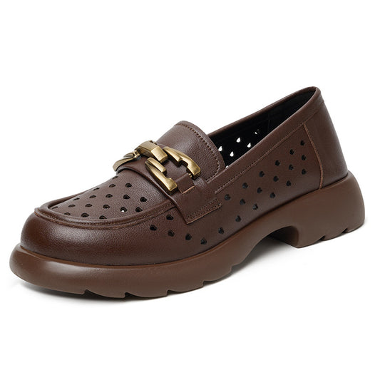 Damen Elegante Mokassins mit luftiger Perforation und subtiler Schmuckdetails R&B