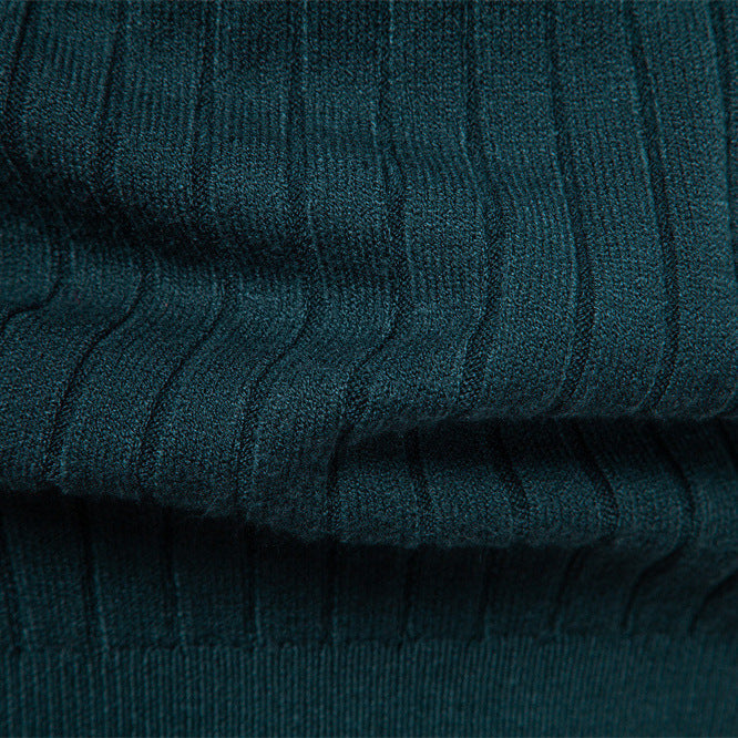 Herren Rollkragenpullover mit feinem Rippstrukturdesign