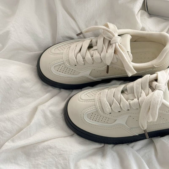 Damen Sportliche Sneakers mit atmungsaktiver Technologie und strapazierfähigem Design R&B