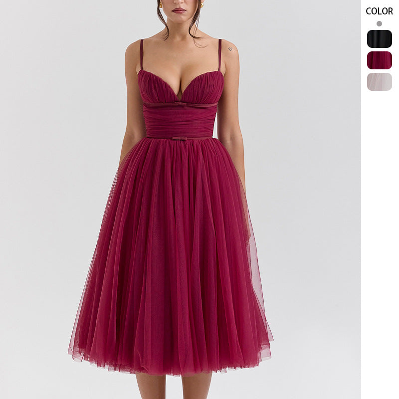 Damen Tüllkleid mit eleganter A-Linien Silhouette und verstellbaren Spaghettiträgern R&B