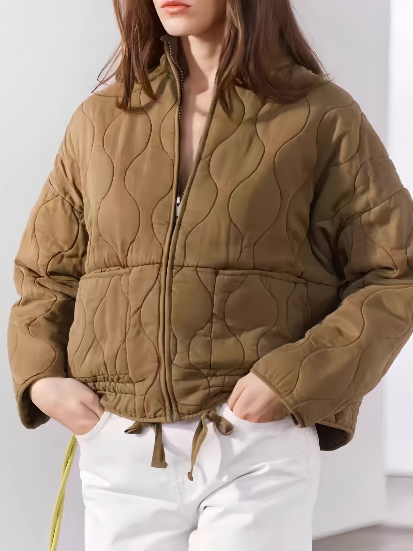 Damen gesteppte Oversized-Jacke mit hohem Kragen und elastischem Bund R&B