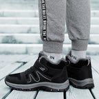 Damen Winterliche Trekkingstiefel mit rutschfester Sohle und isolierendem Futter R&B