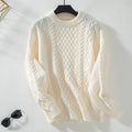 Damen Grobstrickpullover mit raffiniertem Zopfmuster und Rundhalsausschnitt