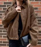 Damen Oversized Freizeitjacke aus hochwertigem Wildlederimitat mit dekorativen Details R&B
