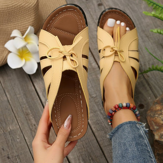 Damen Bequeme Slippers mit modischem Riemchen-Design R&B