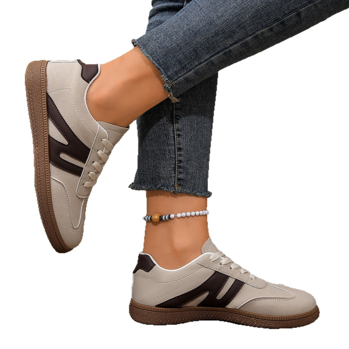 Damen Freizeitsneaker mit sportlicher Silhouette und rutschfester Sohle R&B