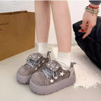 Damen Plateau-Sneaker mit verspielten Sternen- und Schleifendetails