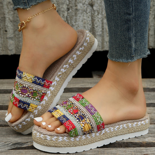 Damen modische Keil-Pantoletten mit dekorativem Woven-Design R&B
