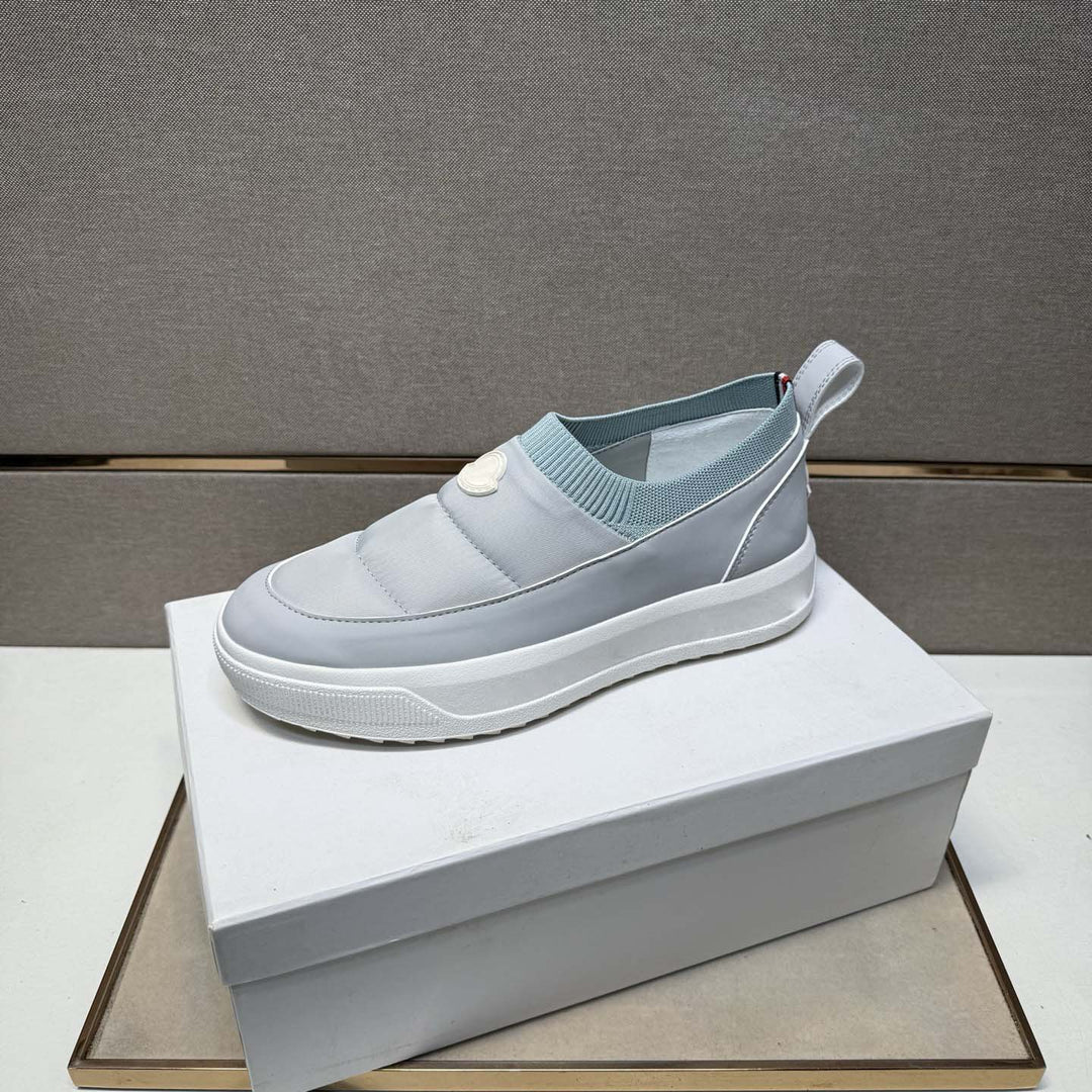 Damen Slip-On Sneaker mit komfortablem Fußbett und elastischem Einstieg R&B