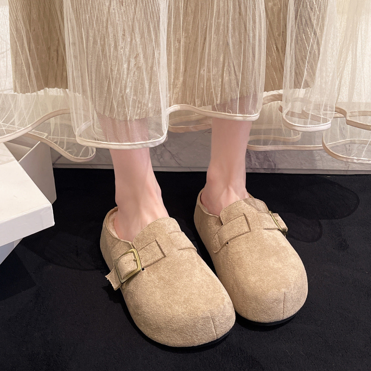 Damen Komfortable Clogs aus weichem Mikrofaser mit Plüschfutter EB
