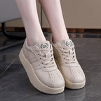 Damen Komfortable Sneaker mit dicker Laufsohle und elegantem Design R&B