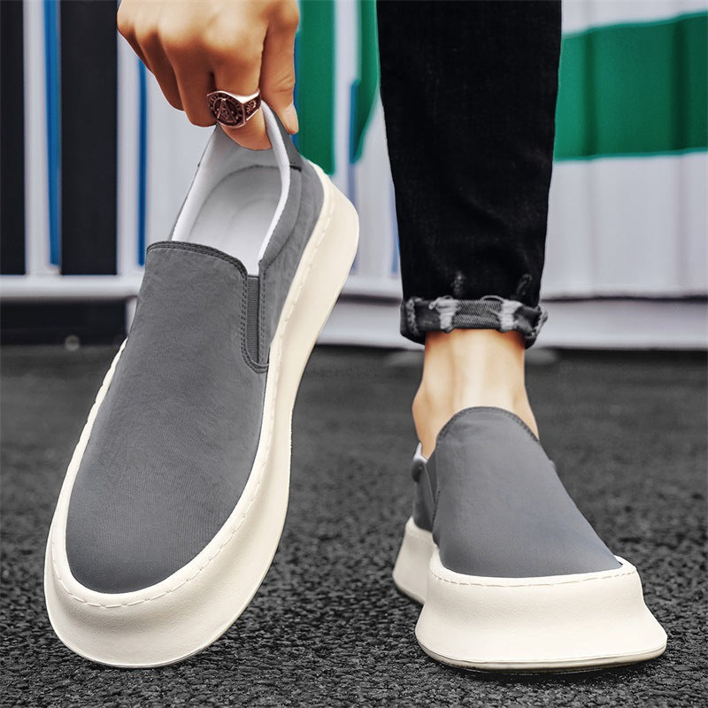 Damen Slip-On Sneaker mit modischem Design und komfortabler Laufsohle