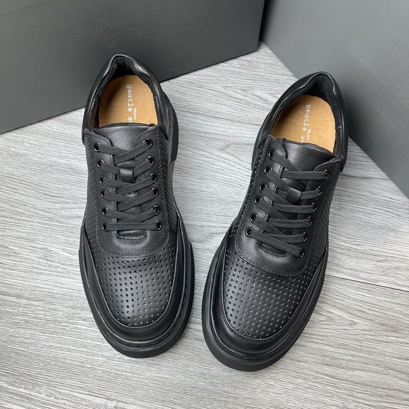 Damen zeitlose Sneakers mit perforierten Details