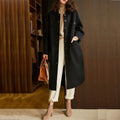 Langer Trenchcoat