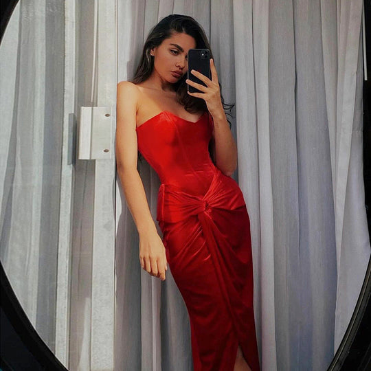 Damen Abendkleid mit sanften Rüschendetails und figurformender Silhouette R&B
