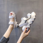 Damen Sportliche Sandalen mit verstellbarem Klettverschluss und rutschfester Sohle EB