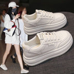 Damen Plattform Sneakers mit dämpfender Sohle und modernem Design R&B
