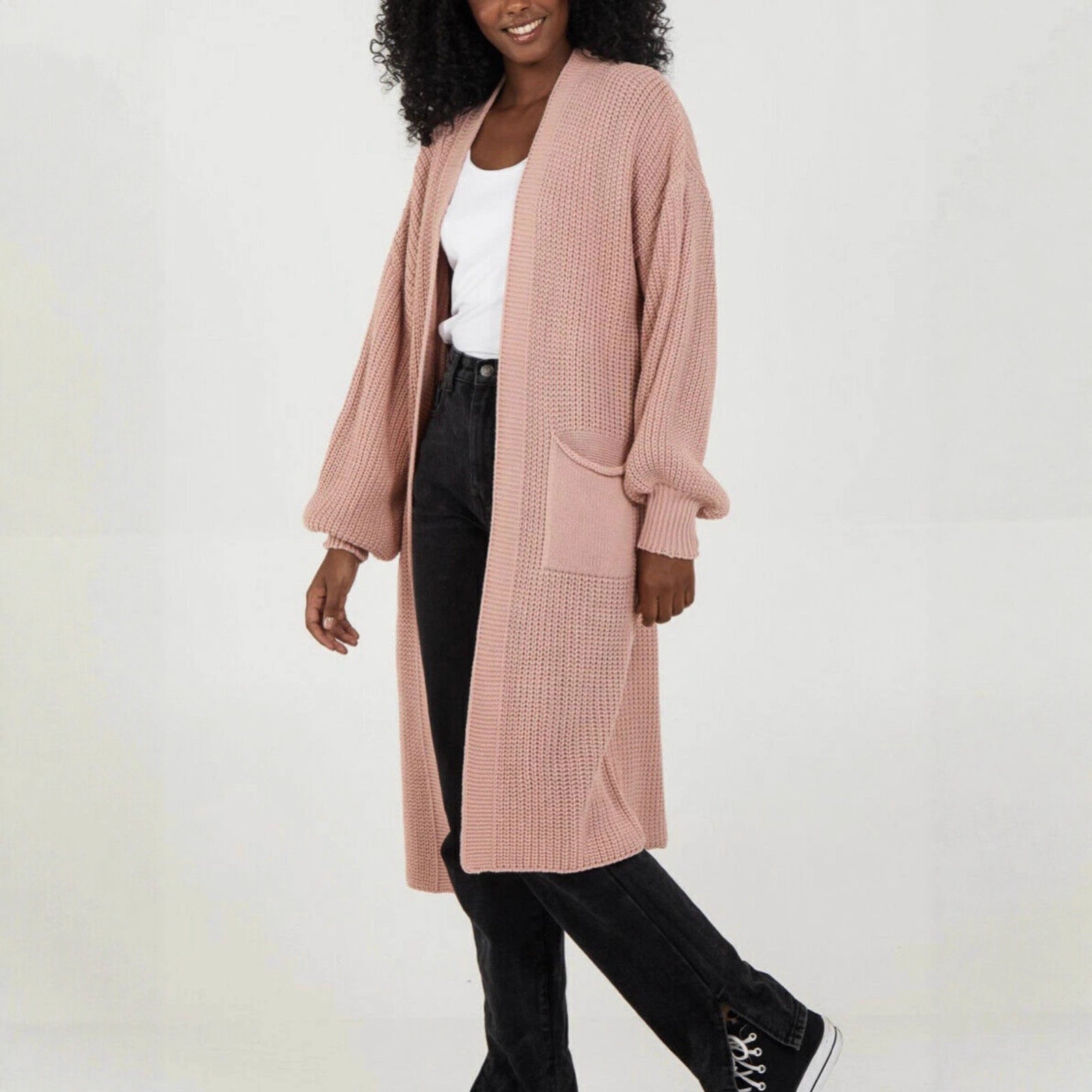 Damen Langer Strickcardigan mit voluminösen Ärmeln und offenem Schnitt R&B