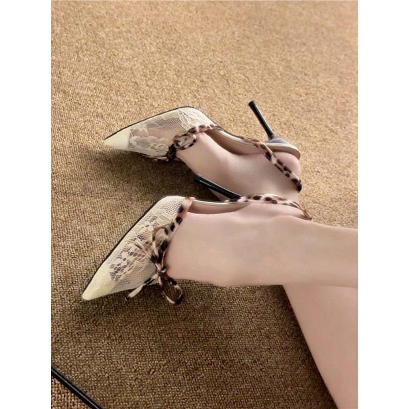 Damen elegante Slingback Pumps mit Spitze und Tiermotiven R&B