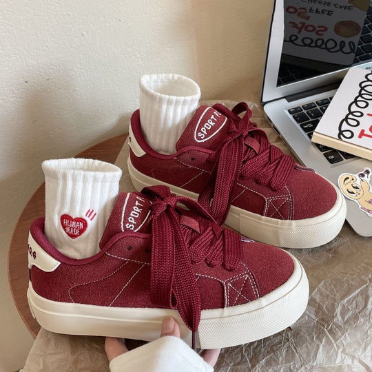 Damen Sportliche Sneaker mit weichem Wildleder-Obermaterial und dämpfender Sohle R&B