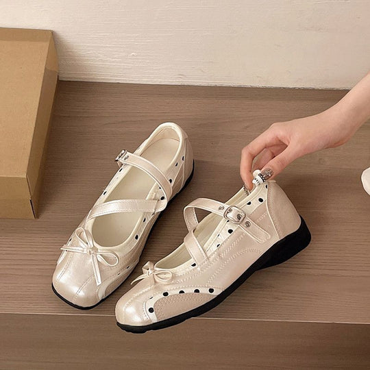 Damen Komfortable Ballerinas mit dekorativem Riemchen R&B