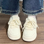 Damen Komfortable Sneaker mit dicker Gummisohle und atmungsaktivem Obermaterial