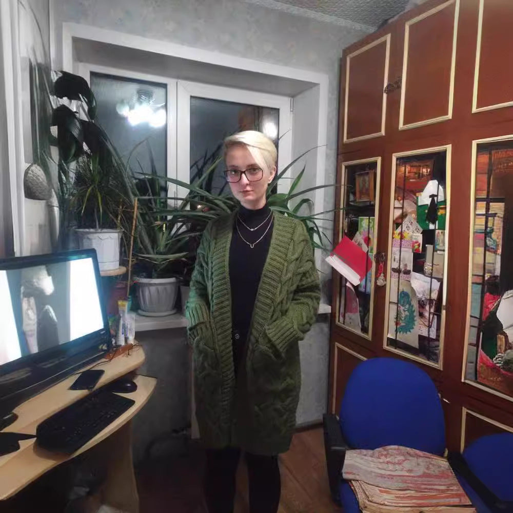 Damen Grobstrick-Kardigan mit tiefem V-Ausschnitt und praktischen Taschen R&B