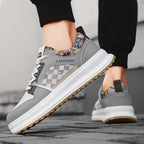 Damen Sportliche Sneakers mit innovativem Oberflächenmaterial und flexibler Sohle R&B