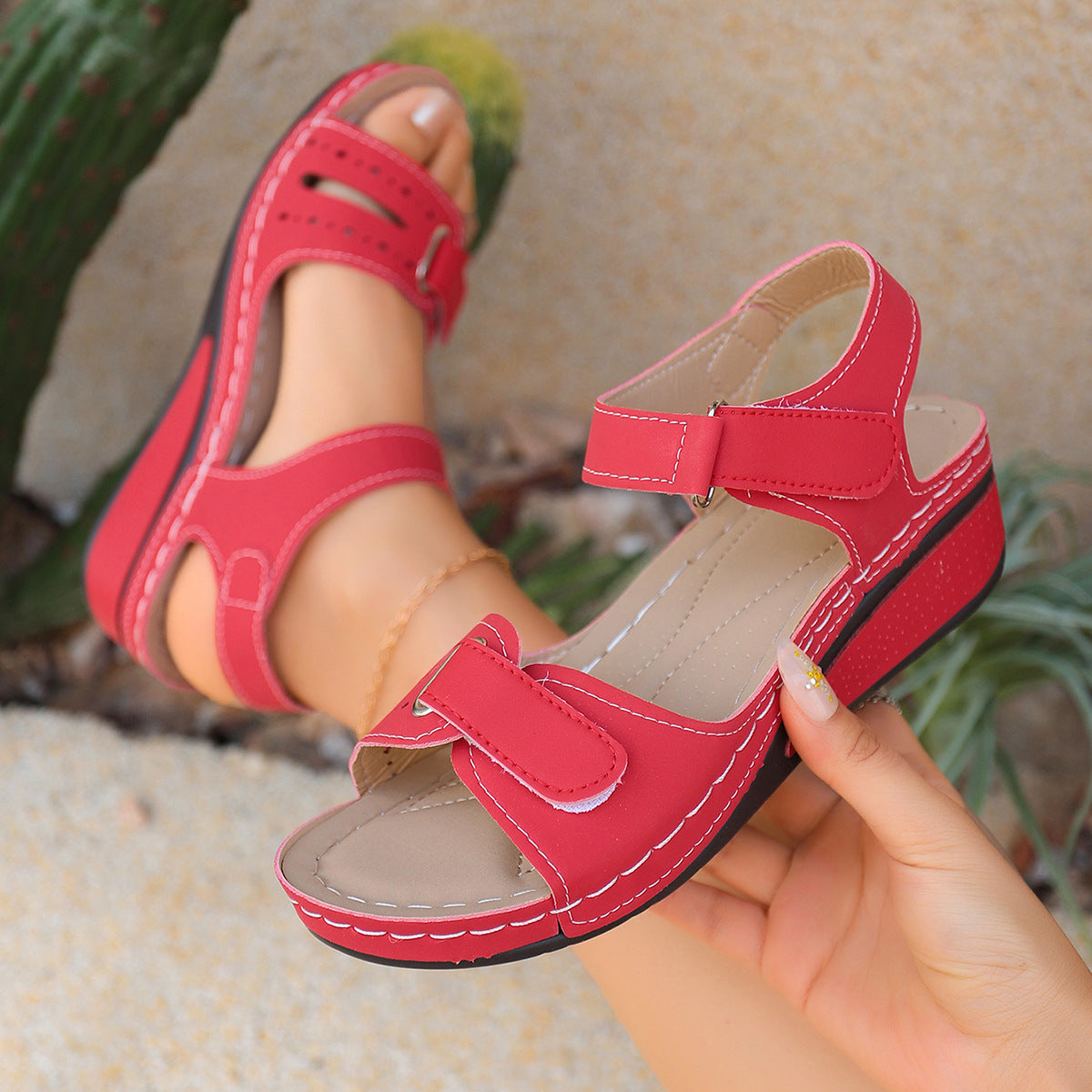 Damen komfortable Wedge-Sandalen mit verstellbarem Riemendesign R&B