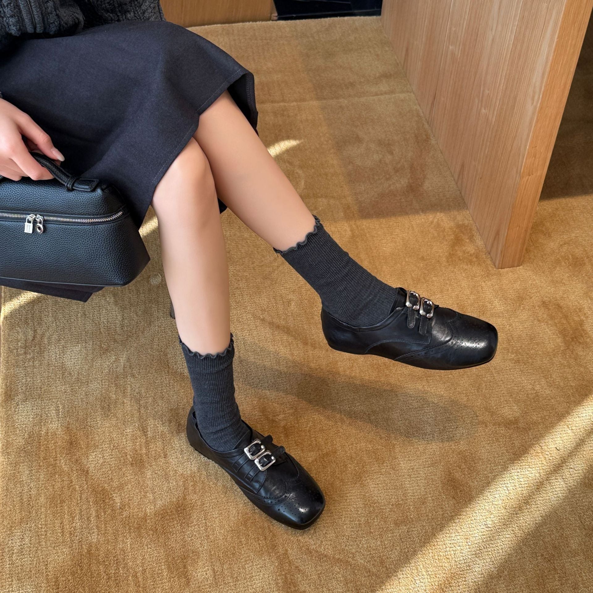 Damen Elegante Mokassins mit doppeltem Schnallenverschluss und durchbrochenem Design R&B