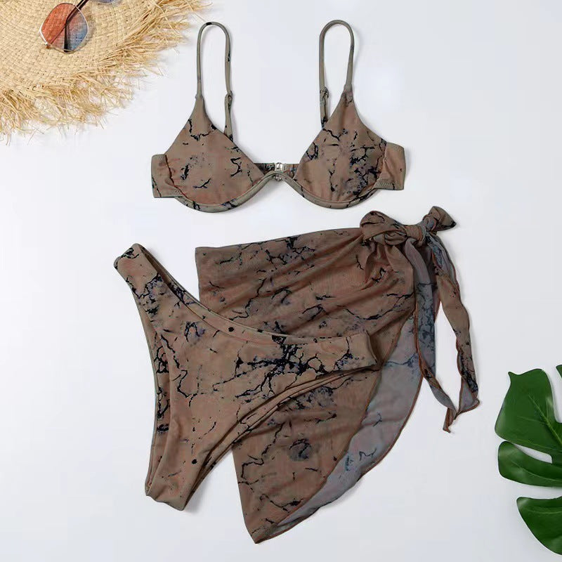 Damen Triangel-Bikini-Set mit elegantem Wickelrock und stützenden Trägern R&B