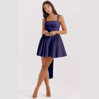 Damen Kurzkleid mit schmeichelndem Schnitt und voluminösem Rock R&B