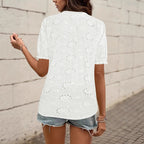 Damen luftiges Blusenshirt mit kunstvollen Lochmustern und Knopfdetails R&B