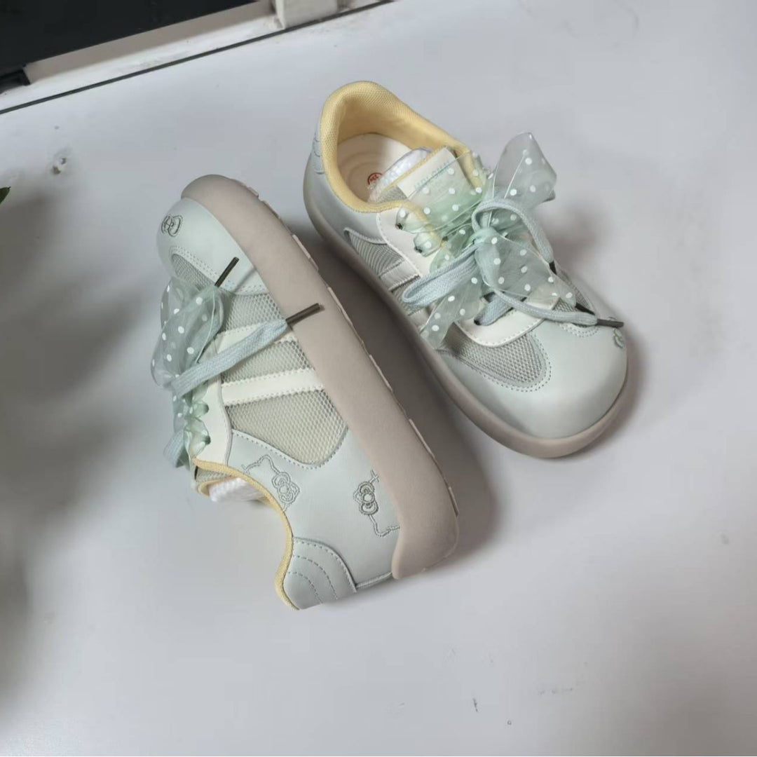 Damen Sneakers mit verspielten Details und atmungsaktiver Mesh-Oberfläche R&B