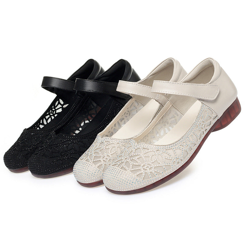 Damen Elegante Ballerinas mit filigranem Blumenmuster und verstellbarem Riemen R&B