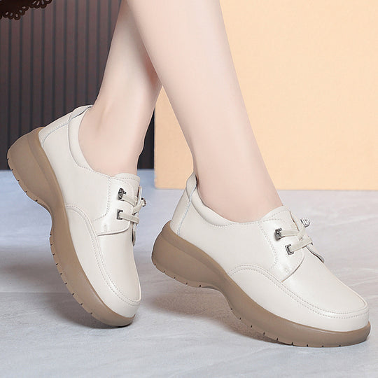 Damen Bequeme und stilvolle Sneaker mit ortopädischem Fußbett R&B