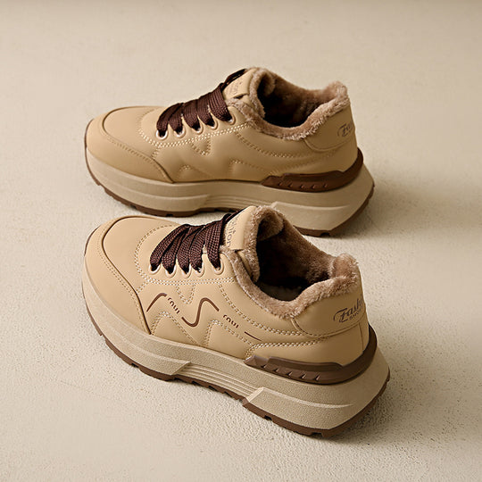 Damen Sportliche Skater Sneakers mit gepolsterter Innensohle und stabiler Laufsohle R&B
