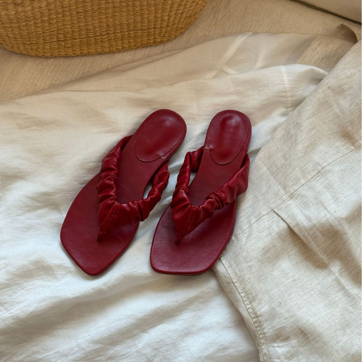 Damen Riemensandalen mit elastischem Riemendesign und komfortabler Sohle