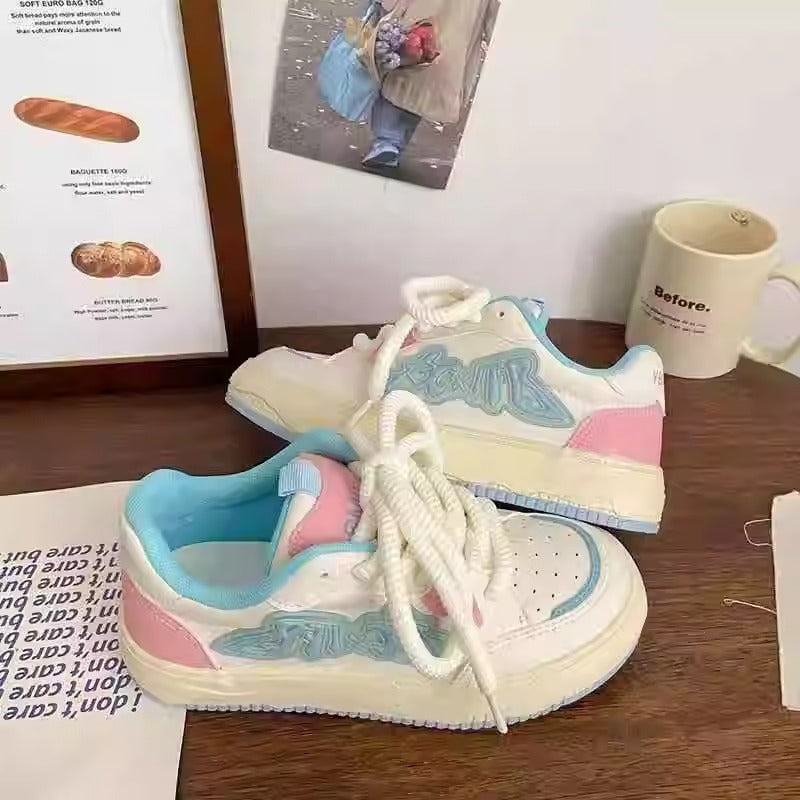 Damen Sportliche Sneaker mit modischen Akzenten und dicker Sohle R&B