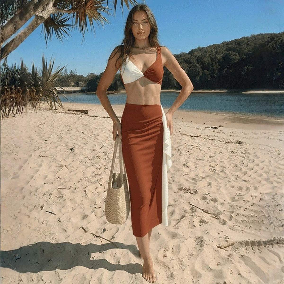Damen Bikiniset mit eleganter Drapierung und modischem Wickelrock R&B