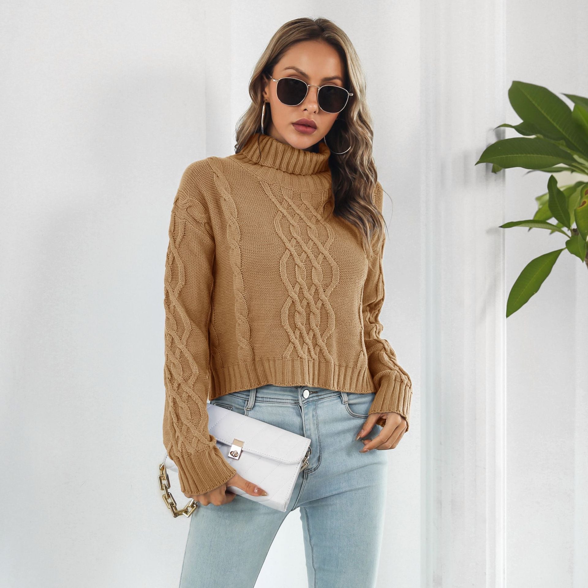Damen Grobstrickpullover mit hohem Rollkragen und romantischem Zopfmuster R&B