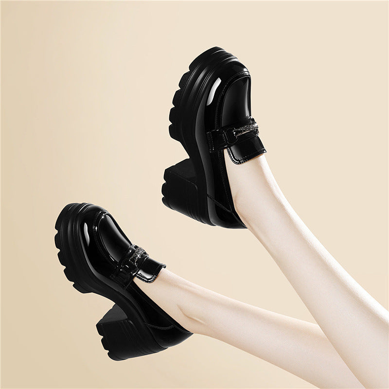 Damen modische Plateau-Schuhe mit glamourösem Schnallen-Detail R&B