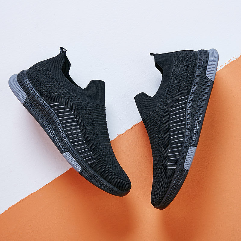 Damen Komfortable Slip-On Sneakers mit atmungsaktiver Strickoberfläche R&B