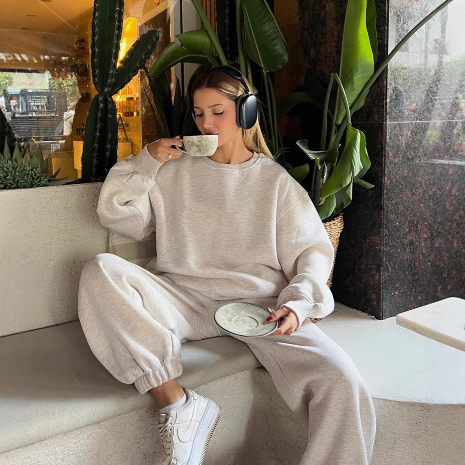 Damen bequemer Kuschel-Loungewear-Anzug mit elastischem Bund und weiten Hosen